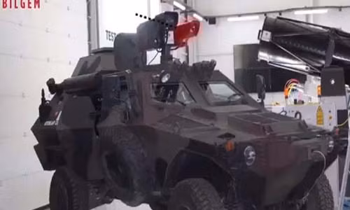 Hệ thống vũ khí laser mới của Thổ Nhĩ Kỳ có khả năng cắt xuyên giáp ở khoảng cách 500 mét. Ảnh: Defence Blog.