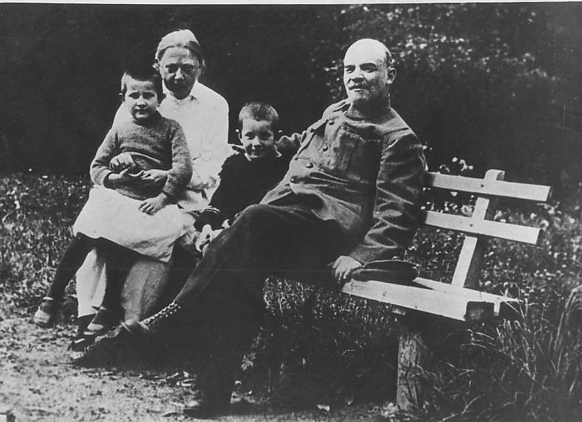 Bằng tài năng của mình, bà Krupskaya được bổ nhiệm làm Thứ trưởng Bộ Giáo dục trong Chính phủ Liên Xô trong khoảng thời gian 1929-1939 và từng đảm nhiệm nhiều chức vụ quan trọng khác trong Đảng, Nhà nước Liên Xô. Ảnh: Flickr.