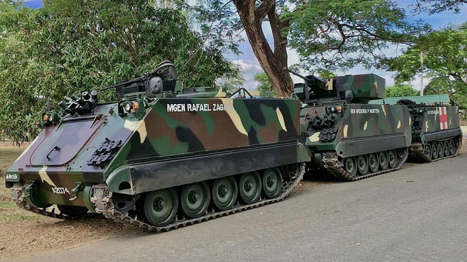 Trong khi đó ở bức ảnh này ta có thể thấy một biến thể M113A2 khác được nâng cấp với tháp pháo 25mm. Nguồn ảnh: Quân đội Philippines.