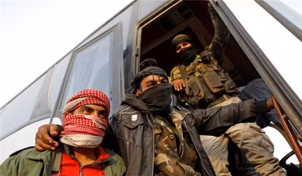 Tan cong vu bao, QD Syria khien khung bo “run ray” o Quneitra-Hinh-8