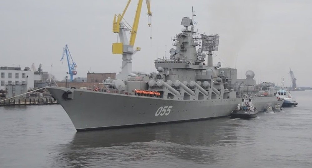 Danh sách tàu chiến tham gia diễu hành Ngày Hải quân Nga sắp tới còn có tuần dương hạm tên lửa Marshal Ustinov, tàu khu trục Đô đốc Gorshkov, tàu Soobrazitelny, tàu khu trục Đô đốc Mararov cùng nhiều tàu chiến khác,...Ảnh: Tàu Marshal Ustinov. Ảnh: Sputnik. 