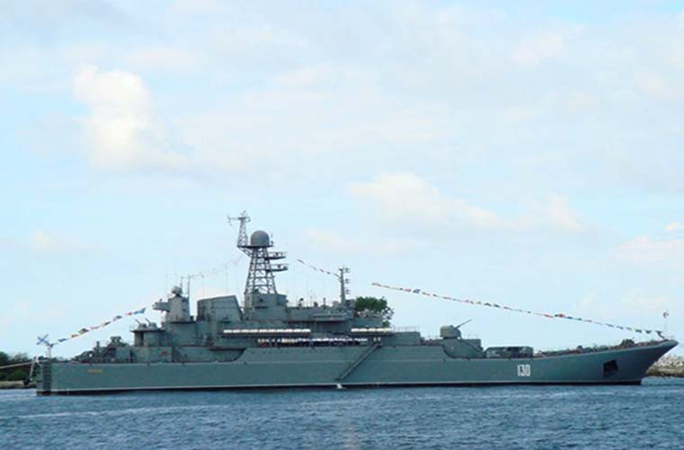 Bộ Quốc phòng Nga thông báo, tàu đổ bộ tấn công Ivan Gren và Korolev của Hạm đội Baltic đã tới Kronstadt để tham gia vào lễ diễu hành Ngày Hải quân sắp tới. Ảnh: Tàu đổ bộ Kronstadt của Hạm đội Baltic. Ảnh: mil.ru.