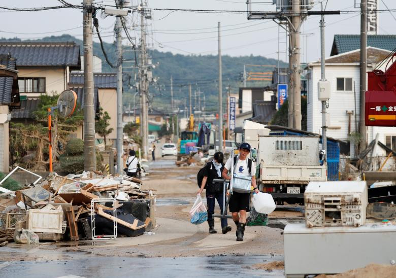 Nhat Ban don “bai chien truong” sau tran mua lu lich su-Hinh-2