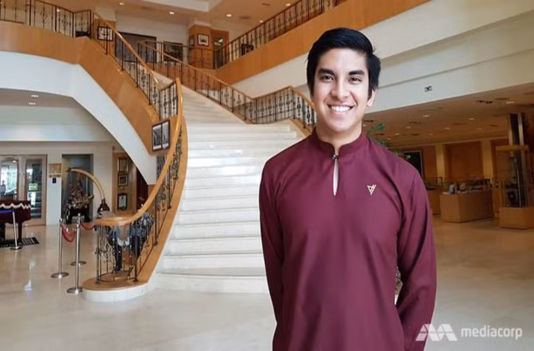 Năm 2017, ông Syed Saddiq đã từ chối học bổng của trường Đại học Oxford (Anh) để tiếp tục theo đuổi sự nghiệp chính trị. Ảnh: CNA