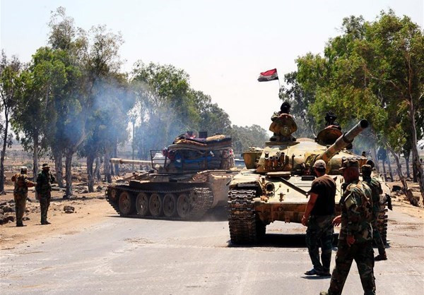 Ngoài ra, theo AMN, chỉ chưa đầy 24 giờ sau khi một chiến đấu cơ Syria bị bắn hạ tại Golan hôm 25/7, Quân đội Syria đã mở cuộc tấn công và tái chiếm hai thị trấn Ayn Zakar và Abu Hatiteen ở Tây Daraa. Ảnh: FNA.