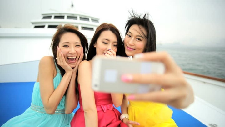 Chính nguyên nhân này khiến bạn ngần ngại để bước vào một mối quan hệ mới và tìm một người bạn đời để gắn bó bởi bạn có thể sẽ phải hy sinh cuộc sống tự do, thoải mái mà mình đang có.