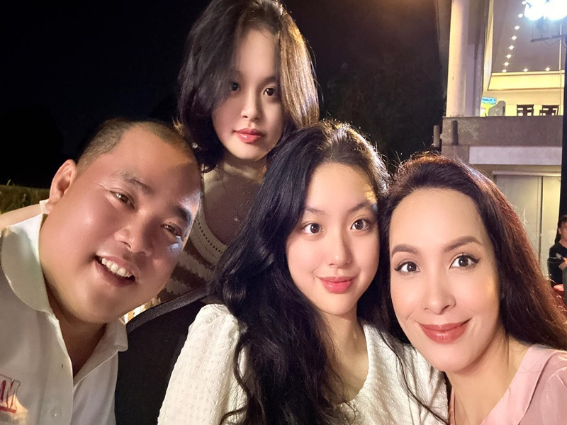 Nhiều người khen ngợi, con gái Thúy Hạnh càng lớn càng xinh. Ảnh: FBNV