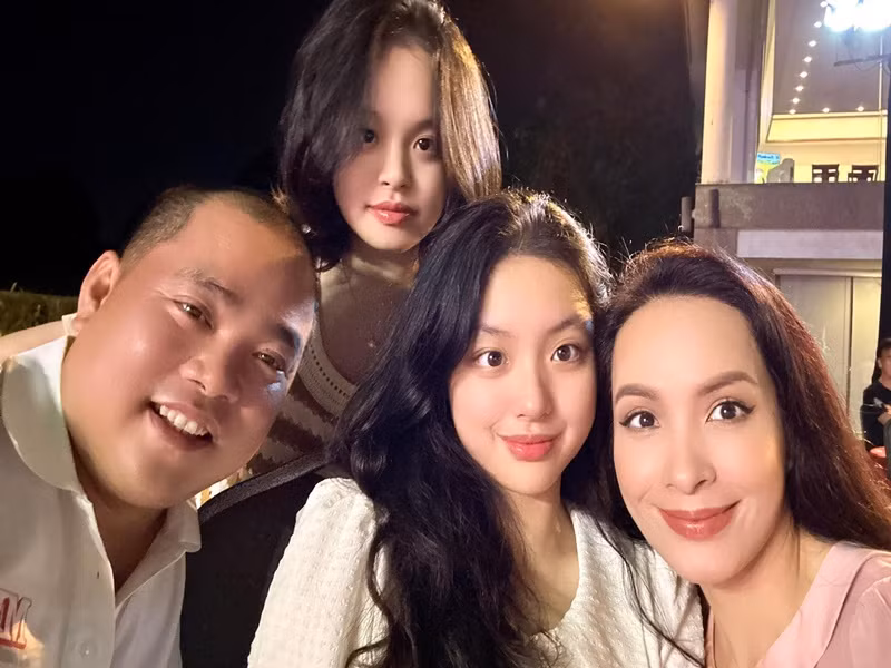 Nhiều người khen ngợi, con gái Thúy Hạnh càng lớn càng xinh. Ảnh: FBNV