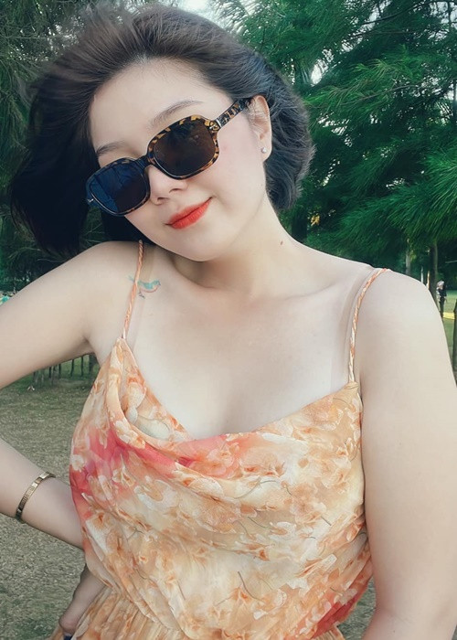 Thiên Hương không hoạt động nghệ thuật giống Lê Phương.