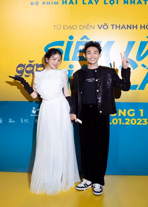 Trong mắt Mie, Hồng Thanh luôn đẹp. Nữ DJ khẳng định, cô yêu Hồng Thanh vì vẻ ngoài lẫn vẻ đẹp nội tâm của nam diễn viên.