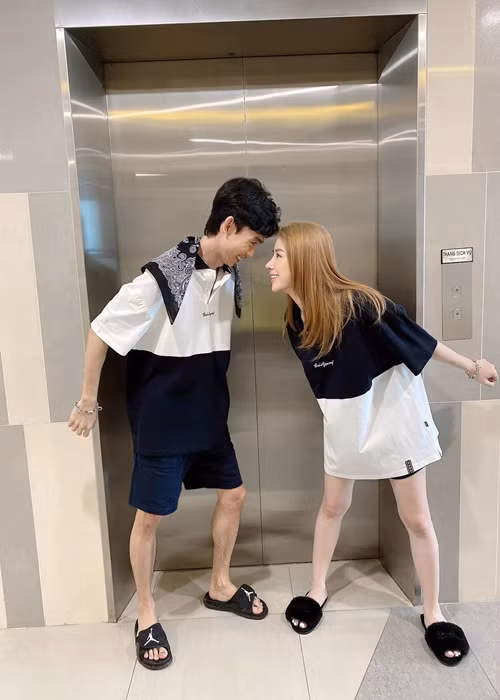 Cặp đôi có nhiều khoảnh khắc “lầy lội” bên nhau.