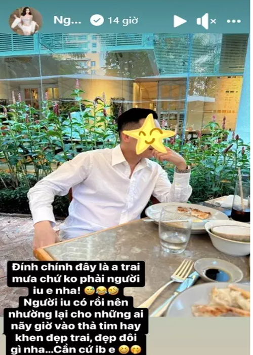 Quỳnh Thư khẳng định, cô đã có người yêu và chàng trai bên cạnh chỉ là anh trai mưa. “Người yêu có rồi nên nhường lại cho những ai nãy giờ vào thả tim hay khen đẹp trai, đẹp đôi gì nha. Cần cứ nhắn tin cho em", Quỳnh Thư cho biết. Ảnh: Vietnamnet