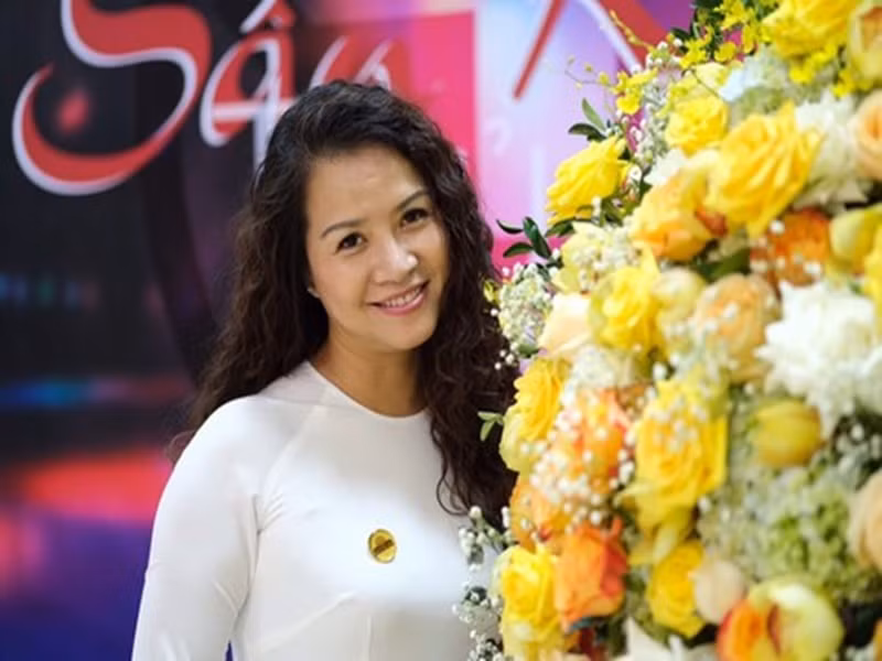 Thu Hạnh sinh ra trong một gia đình có truyền thống nghệ thuật. Bố mẹ và chị gái của cô là diễn viên của đoàn chèo Trung ương. Thu Hạnh đỗ thủ khoa trường Đại học Sân khấu điện ảnh khóa 1994 – 1998. Ảnh: Công an nhân dân online