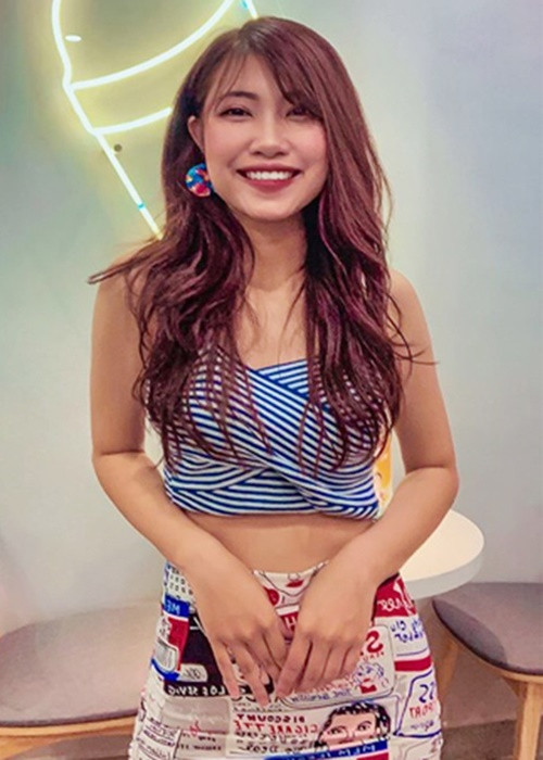 Giữa tháng 12/2022, “O Sen” Ngọc Mai bị Xesi - tác giả ca khúc Túy âm tố hát "Túy âm" không xin phép tại Lễ hội Âm nhạc Quốc tế HOZO 2022 và tại Phòng trà Bến Thành (TPHCM). “Nghệ sĩ Ngọc Mai đã xin phép một nghệ sĩ khác và không phải tác giả của tác phẩm Túy âm. Tuy nhiên, trên cương vị là tác giả, tôi không hề nhận được bất cứ thông tin gì về việc biểu diễn của 2 sự kiện này từ bất kì đơn vị nào", Xesi viết trên trang cá nhân. Ảnh: Vietnamnet