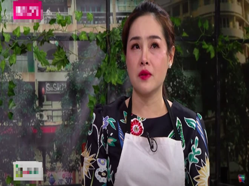 Sau 4 tháng sinh con, Phi Nga bị trầm cảm. "Trong quá trình chăm sóc con mình không ngủ được. Anh Long là đàn ông, không biết cách để chăm phụ mình. Thậm chí 1 tuần hai vợ chồng không gặp mặt nhau”, cô trải lòng. Tuy nhiên, Phi Nga không trách chồng vì lúc đó, anh gặp nhiều áp lực trong công việc. Ảnh: Yan