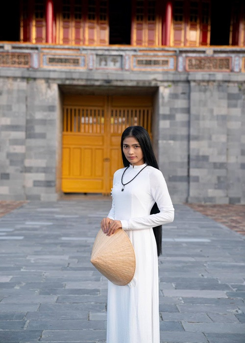 “Mỹ nhân ăn chay hấp dẫn nhất châu Á” mới đây bộc bạch, cô mong cầu một cuộc hôn nhân tốt đẹp nên vẫn chờ một chữ duyên.