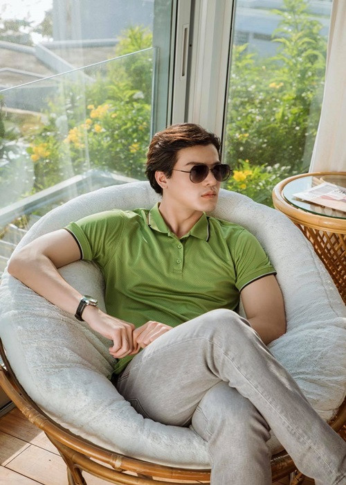 Khương Lê có lợi thế ngoại hình khi dấn thân vào showbiz. Anh sở hữu gương mặt góc cạnh mang đậm chất điện ảnh, vóc dáng cao ráo (1m86). Ảnh: FBNV