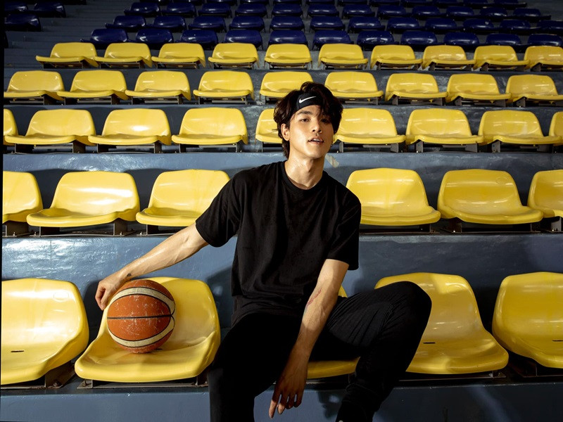 Nam diễn viên sinh năm 1998 từng là vận động viên bóng rổ chuyên nghiệp. Ảnh: FBNV