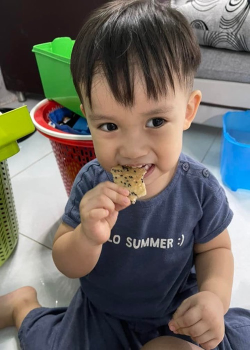 Khi con trai đầu lòng lên 3 tuổi, Thụy Vy và Tiến Đạt lên kế hoạch sinh thêm con. Ảnh: FBNV