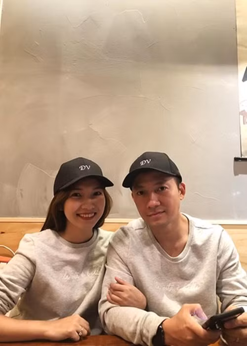 Thụy Vy vẫn thi thoảng đăng tải hình ảnh chồng con. Ảnh: FBNV