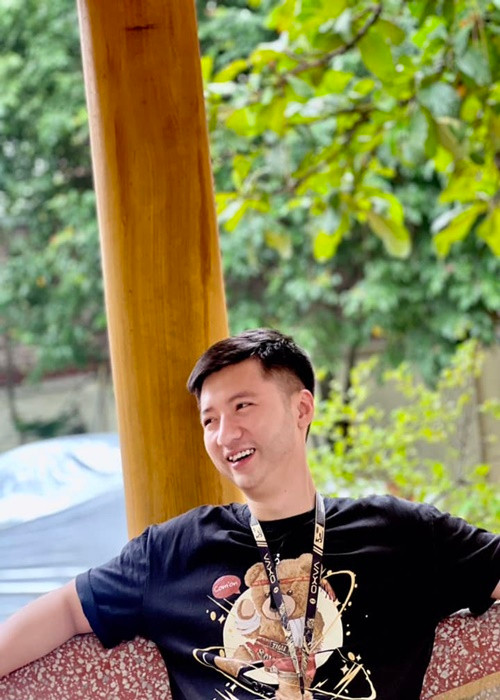 Nam diễn viên sinh năm 1992 được nhiều người nhận xét trông khá “dừ” so với tuổi thật. Ảnh: FBNV