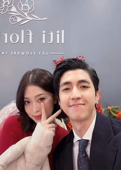 Bình An từng tiết lộ các cảnh nóng trong phim Phương Nga đều biết và chuẩn bị tinh thần trước. Anh biết rằng Phương Nga có ghen nhưng chỉ ở mức chừng mực, thực tế, cô luôn tôn trọng và thấu hiểu cho đặc thù công việc của Bình An.