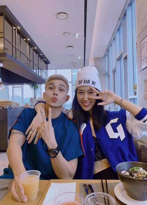 Tin đồn tình cảm giữa Jun Phạm và Thúy Ngân bắt đầu rộ lên từ năm 2022 và xuất phát do cả hai khá thân thiết. Ảnh: Yan