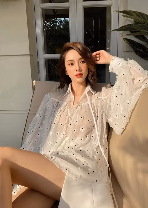 Bà mẹ một con có thể cân mọi phong cách.