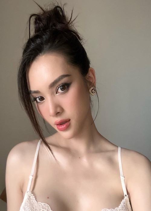 Bạn diễn mới nhất của Bình An từng trải qua biến cố ly hôn khi còn rất trẻ.