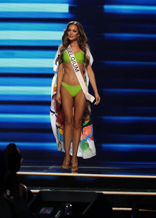 Chân dài sinh năm 1999 không lọt top 16 chung cuộc. Ảnh: FBNV