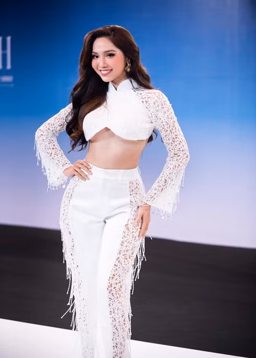 Nhật Hà hiện tại tích cực tham gia các chương trình thời trang, sự kiện giải trí. Ảnh: FBNV