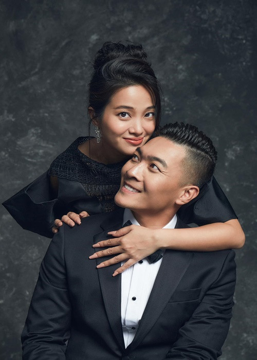 Tình cảm của cặp đôi tiến triển nhanh chóng mặc dù tính cách của cả hai "trái chiều”. Là nghệ sĩ xiếc, Quốc Cơ thì ít nói, còn Hồng Phượng năng động, hoạt ngôn, giỏi giao tiếp. Ảnh: FBNV