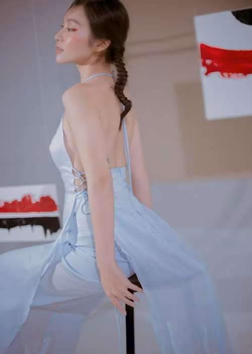 Nữ diễn viên đi lên từ danh xưng hot girl boxing.