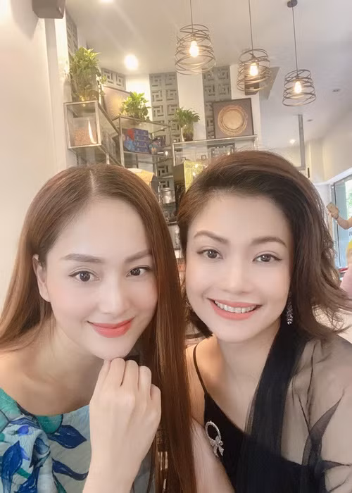 Kiều Anh không ít lần đọ sắc cùng Lan Phương.