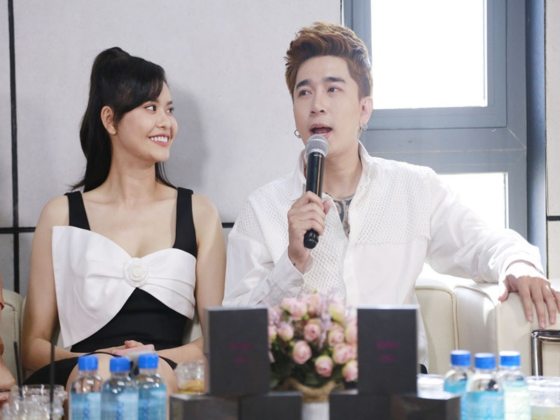 Chi Dân ngầm phủ nhận hẹn hò Trương Quỳnh Anh khi khẳng định chưa có bạn gái. Ảnh: VOV