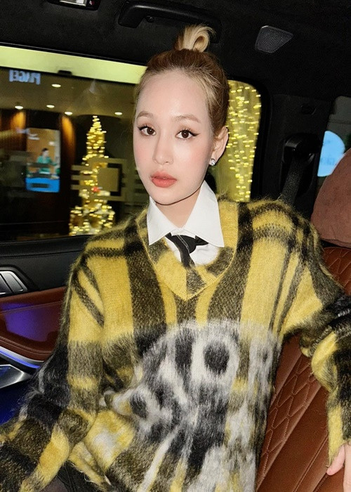 Hiền Hồ hiện tại kín tiếng về chuyện tình cảm.