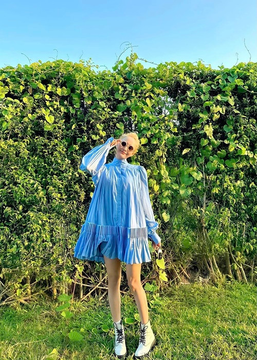 Trên trang cá nhân, nữ ca sĩ chỉ đăng tải những hình ảnh đời thường.