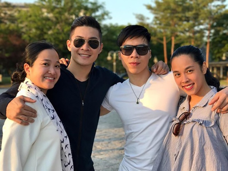 Do sac cap chi em dau Hong Phuong - O Sen Ngoc Mai