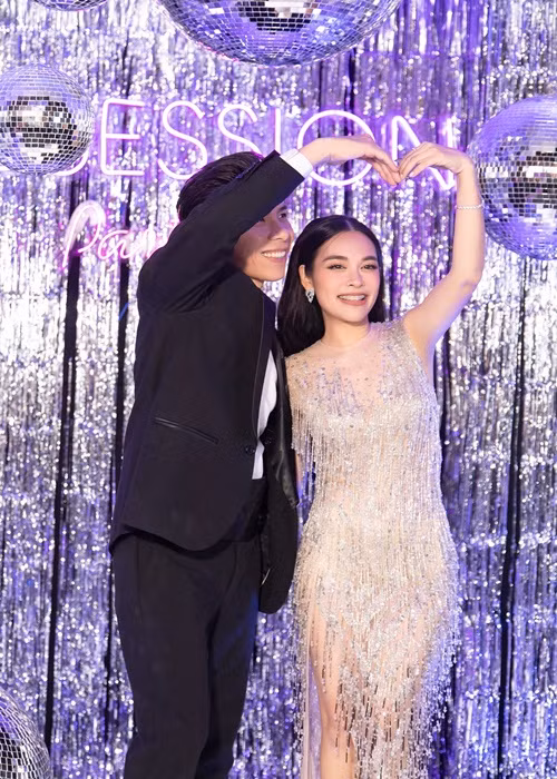 Quốc Nghiệp cho biết, anh hay ghen và không muốn "O Sen" Ngọc Mai mặc trang phục gợi cảm. Ảnh: FBNV