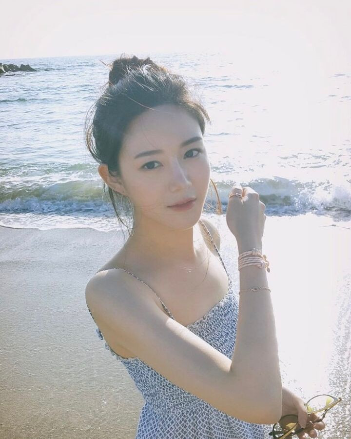 Nữ diễn viên sinh năm 1992 có lợi thế nhan sắc khi gia nhập showbiz. Ảnh: Instagram