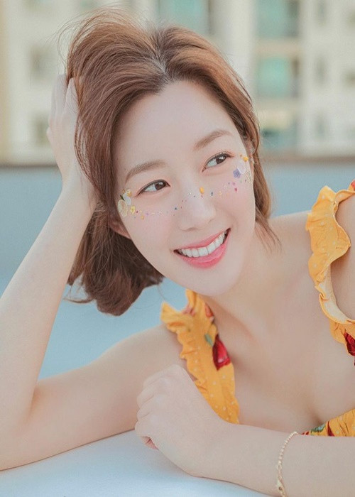 Cặp đôi có chung sở thích chơi golf và bắt đầu mối quan hệ từ bạn bè rồi dần trở thành người yêu. Ảnh: Instagram