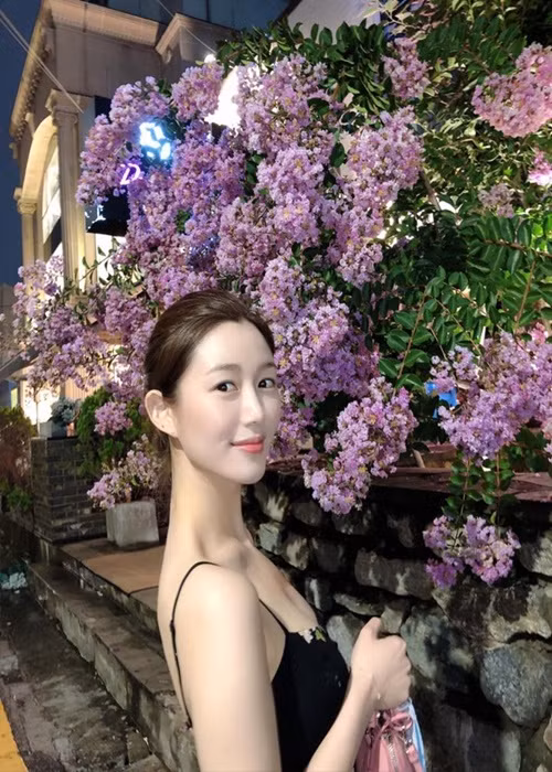 Lee Da In được khen ngợi có nhan sắc không thua kém hoa hậu. Ảnh: Instagram