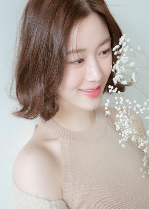 Lee Da In là người bạn gái thứ hai Lee Seung Gi công khai hẹn hò sau nữ ca sĩ Yoona nhóm Girls’ Generation. Ảnh: Instagram