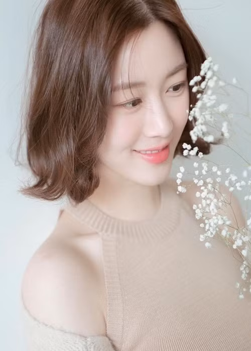 Lee Da In là người bạn gái thứ hai Lee Seung Gi công khai hẹn hò sau nữ ca sĩ Yoona nhóm Girls’ Generation. Ảnh: Instagram