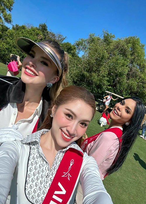 Thanh Thanh Huyền ghi điểm bởi sự thân thiện với vai trò đại diện nước chủ nhà. Ảnh: FBNV