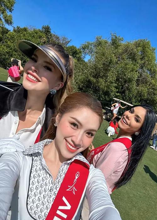 Thanh Thanh Huyền ghi điểm bởi sự thân thiện với vai trò đại diện nước chủ nhà. Ảnh: FBNV