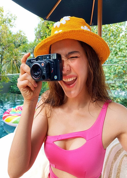 Chompoo Araya được xem là một trong những mỹ nhân Thái Lan giỏi kiếm tiền.