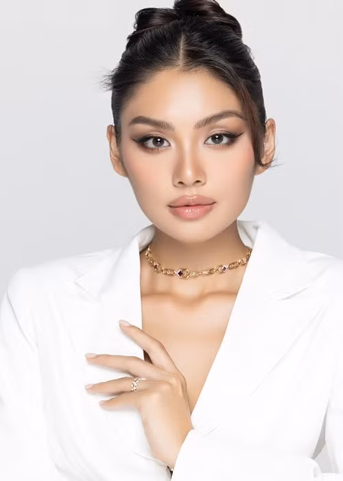 Trong năm 2023, Thảo Nhi có dự định gọi vốn để phát triển việc kinh doanh tại công ty thời trang, đi du lịch nhiều hơn để học hỏi và lên lịch trình chuẩn bị, rèn luyện thật kỹ lưỡng để cuối năm nay thi đấu tại Miss Universe 2023 - Hoa hậu Hoàn vũ Thế giới 2023. Ảnh: FBNV