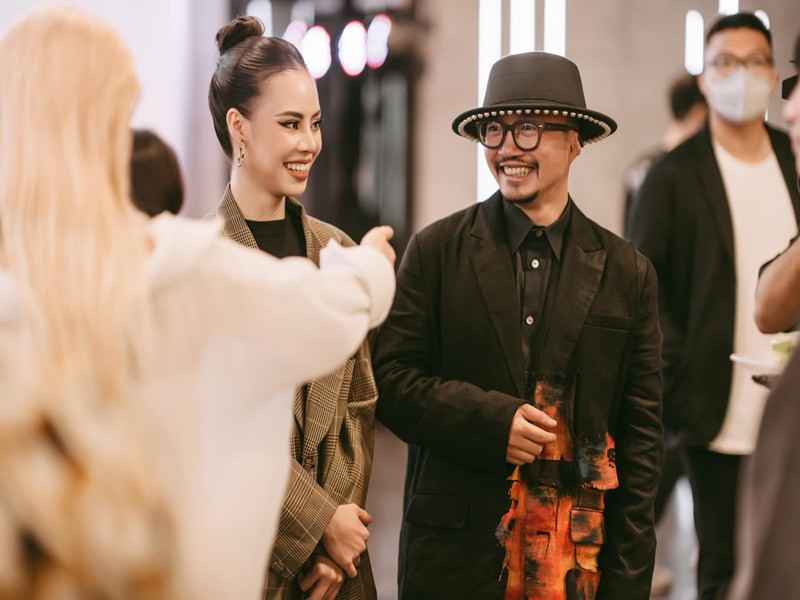 Chia sẻ trên Tiền Phong, Hà Lê cho hay, anh quen biết Gia Linh từ chương trình Thử thách cùng bước nhảy năm 2013. Thời điểm đó, Gia Linh là thí sinh, Hà Lê làm giám khảo. Ảnh: FBNV