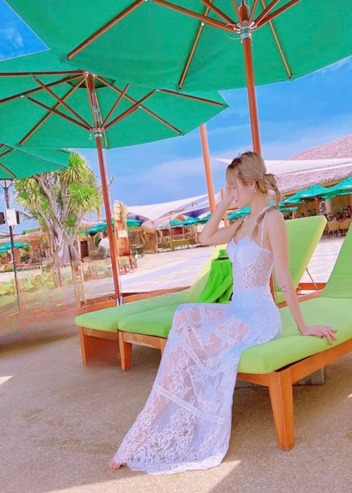 Bà xã Mạc Văn Khoa từng chia sẻ ý định trùng tu vòng một và nhận được sự ủng hộ của chồng.